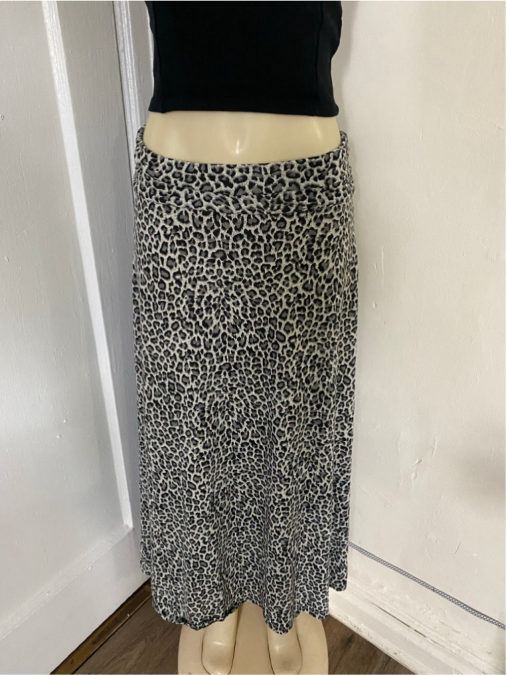 Leopard print skirt